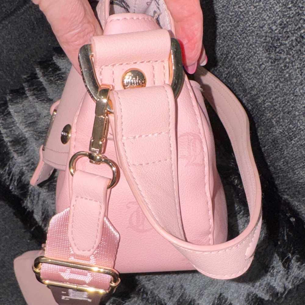 Juicy Couture Blush Pink Shoulder Bag with Detachable Strap - Picture 8 of 9